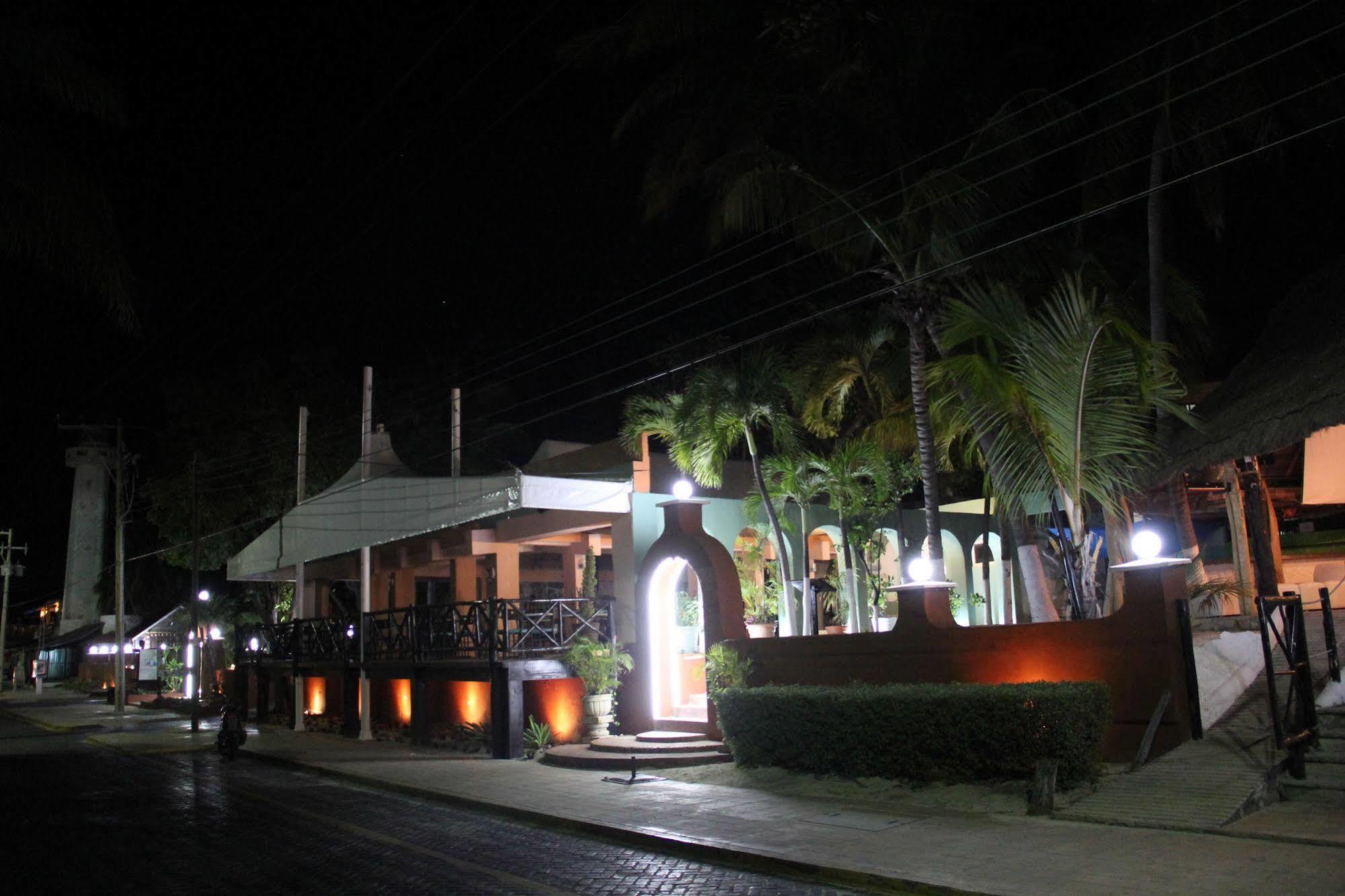 Hotel Posada Del Mar Isla Mujeres Kültér fotó